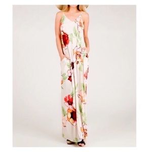 Fashionomics Floral Maxi Dress in Cream/Beige, Sz. M